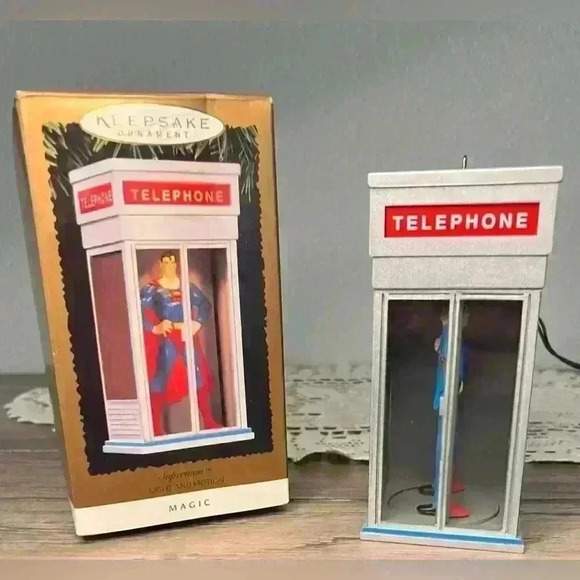 Hallmark Keepsake 1995 NEW “Superman” Magic Christmas Ornament- light & motion. - Picture 2 of 8